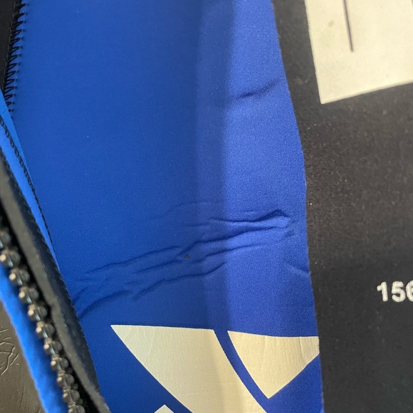 EUC Women’s Xterra Vortex wetsuit size Medium - Picture 4 of 7